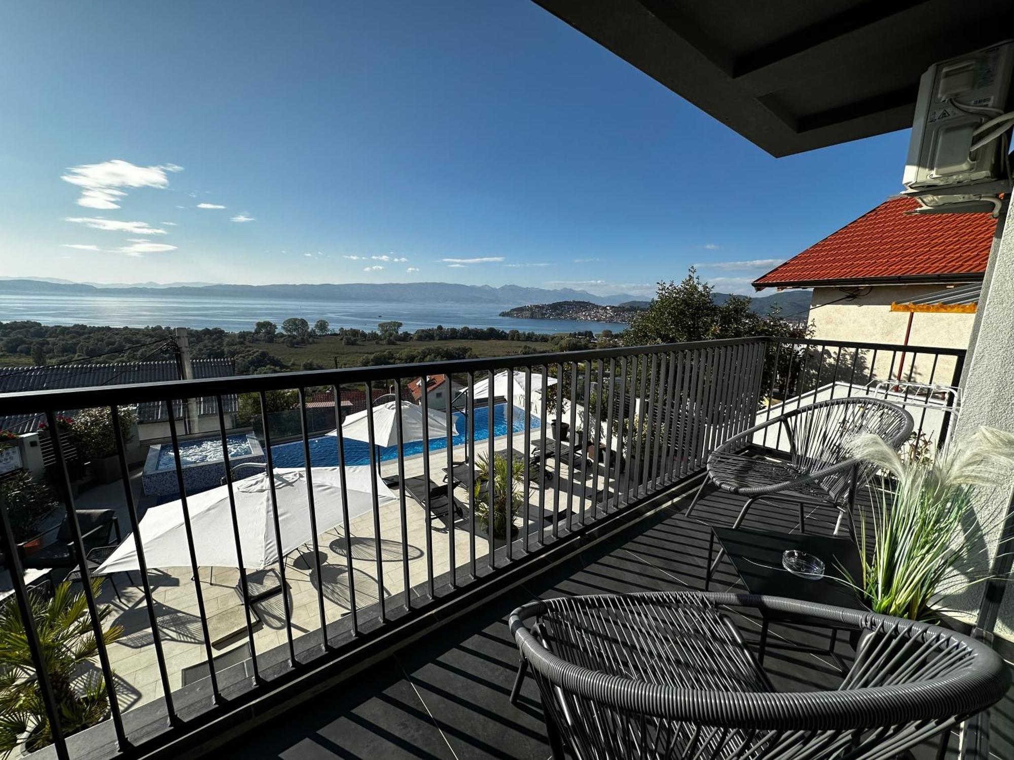 La Vista Luxury Villa Охрид Екстериор снимка